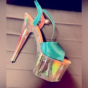 BNWT Clear platform blue heels